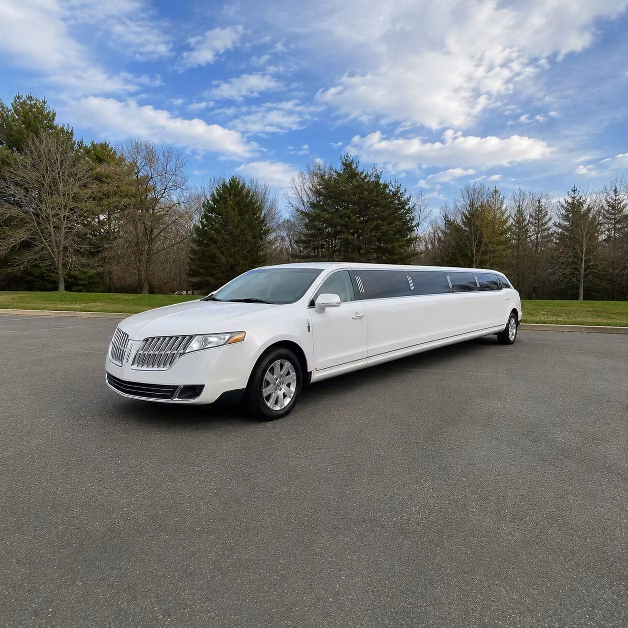 lincoln mkt limo exterior
